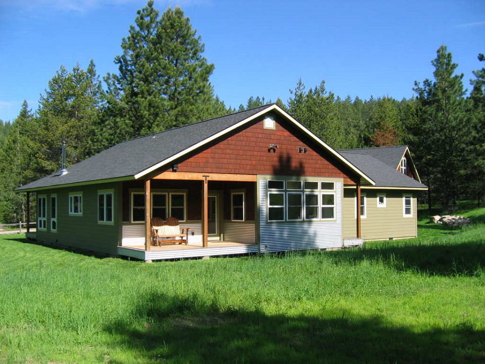 Sandpoint Mountain Home Back